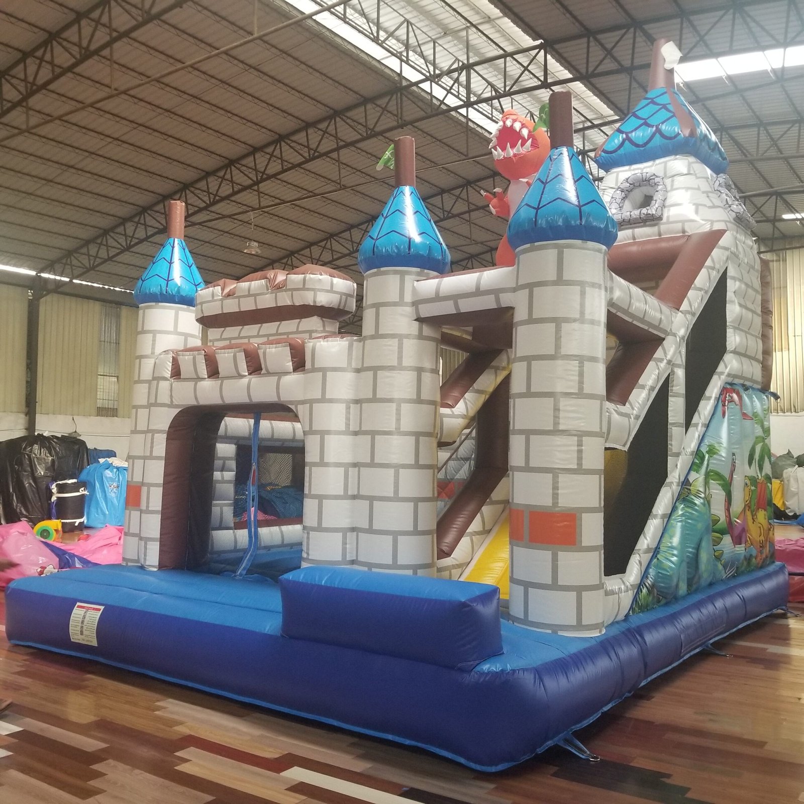 166e inflatable jumping castle